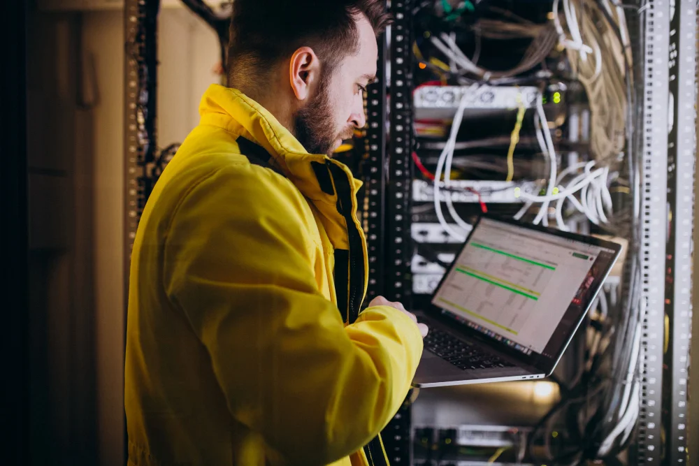 a pic of Cisco Certified CyberOps Professional (CBROPS)