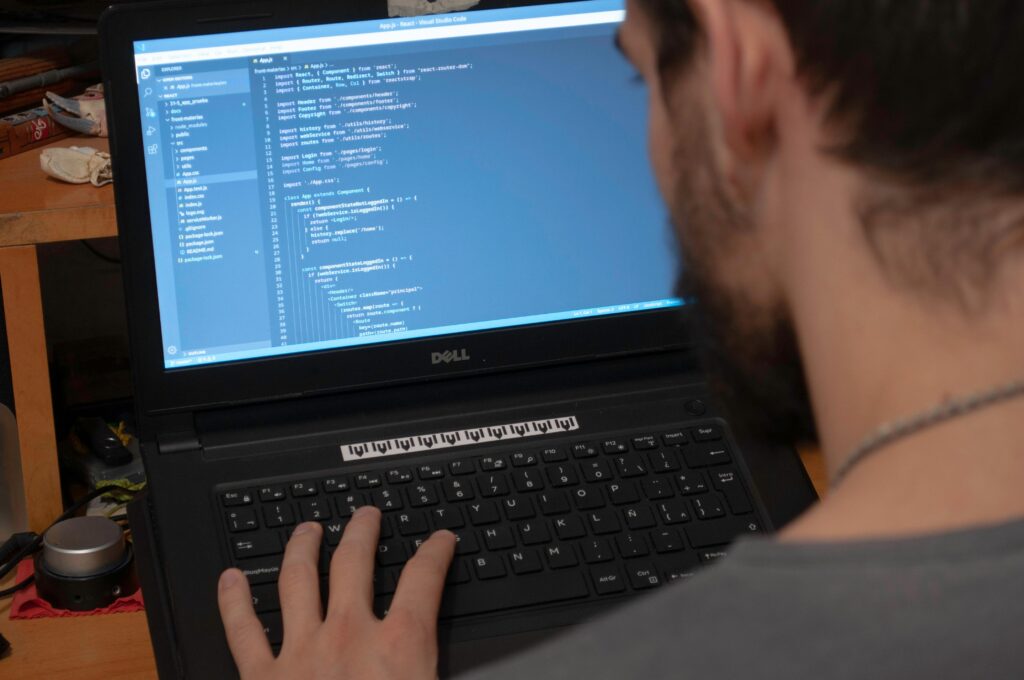 Online vs. In-Person Full Stack Developer Certifications: Which Is Best for You?